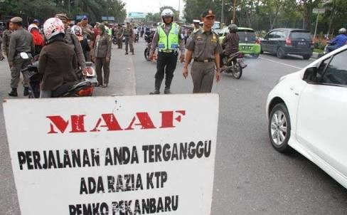 images (5)(1)Razia KTP di Pekanbaru