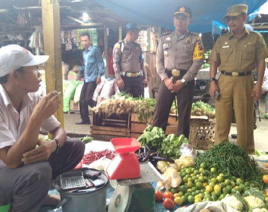 Sekda dan Kapolres Sidak Harga Sembako Di Sejumlah Pasar di Rohil