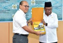 Pemprov Riau Serahkan Laporan Keuangan ke BPK