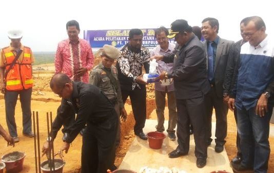 Pembangun PKS di Balai Jaya Ditandai Peletakan Batu Pertama Oleh Plt Bupati Rokan Hilir
