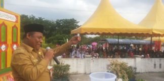 Plt Bupati Rohil Secara Resmi Lepas Peserta Pawai Ta’aruf MTQ ke 1 Tingkat Kepenghuluan Sungai Kubu
