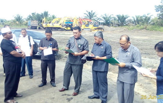 Hakim PN Dumai Lihat Kondisi Lahan Warga Terdampak Jalan Tol Diganti Rugi Tidak Wajar