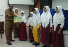 455 Siswa Miskin Pekanbaru Terima Zakat Profesi Guru