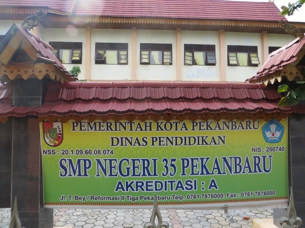 SMP 35 Pekanbaru