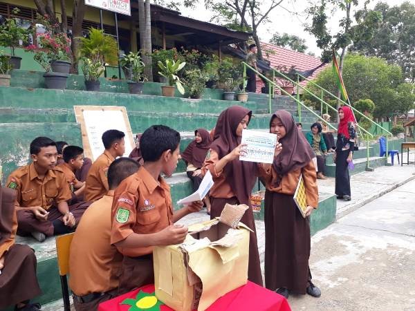 Suasana pemungutan suara di Pilketos SMPN 15 Pekanbaru