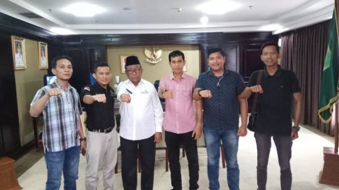 pemprov-dukung-deklarasi-pemuda-riau-melawan-hoax