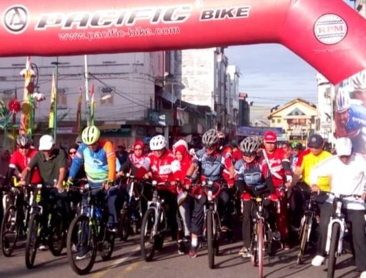 HUT Korpri Ke – 47 Tahun, Bupati Rokan Hilir H Suyatno Lepas Peserta Fun Bike