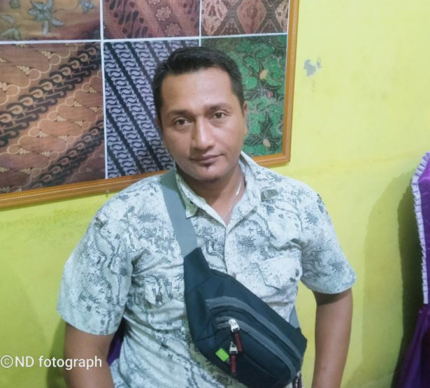 Tingkatkan Perekonomian, Program Terbaru Direktur Bumdes Binuang Kampar Aman Buat Pakan Ikan