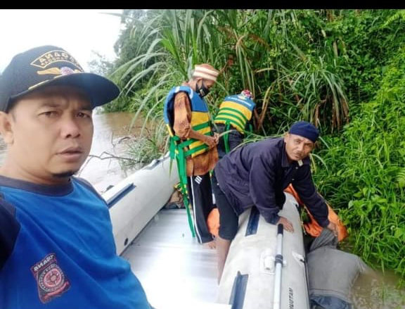 Tiga Korban Ditemukan, Tim Kampar -Sumbar Tutup Kegiatan Pencarian Korban Perahu Tenggelam