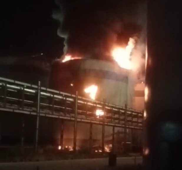 Tanki PT SDO Lubuk Gaung Dumai Terbakar