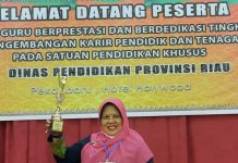 Kepala Sekolah SMPN 27 Pekanbaru Terpilih Sebagai Kepala Sekolah Berprestasi Tingkat Provinsi Riau