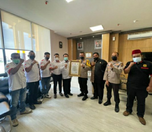 Dinilai Sukses , DPP LPPN RI Riau Berikan Penghargaan Kepada Kapolda Riau