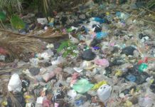 Jalan Irian Bangkinang Penuh Sampah Dan Bau Busuk, Kadis DLH Sebut Akan Tinjau Lokasi