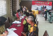 Polresta Pekanbaru Salurkan Bantuan Tunai Pangan Pedagang Kaki Lima Dan Warung