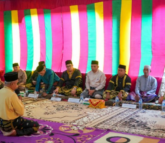 PJ Bupati Kampar Dr. Kamsol, MM Berpulang Mamak Sebagai Suku Piliang