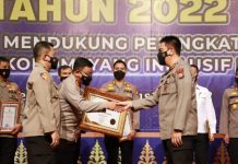 Polresta Pekanbaru Terima Tiga Penghargaan Dari Polda Riau Dan Kemenpan RB