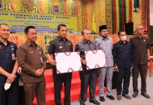 Pj Walikota Bersama DPRD Pekanbaru Tandatangani MoU Rancangan APBD-P 2022