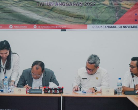 Bupati dan Kepala BPN Laksanakan Sidang PPL Atas Tanah Di Kecamatan Pollung Humbahas