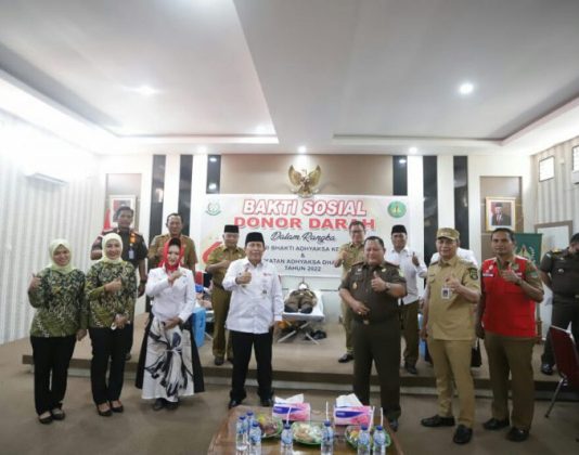 Bupati Rohul dan Ketua PMI Rohul Hadiri Kejari Gelar Donor Darah