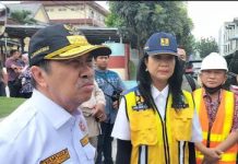 Dirjen Cipta Karya Kementerian PUPR Tinjau Jalan Rusak Di Kota Pekanbaru