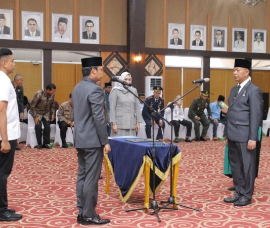 PJ Wali Kota Pekanbaru Lantik Indra Pomi Nasution Sebagai Sekda Pekanbaru Definitif