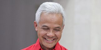 Ganjar Pranowo Ditetapkan sebagai Calon Presiden PDIP untuk Pemilu 2024, Meneruskan Program Jokowi dan Memiliki Impian Wujudkan Pemikiran Bung Karno Ganjar Pranowo Ditetapkan sebagai Calon Presiden PDIP untuk Pemilu 2024