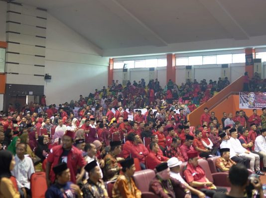 “Jangan Padamkan Lampu Orang Hidupkan Lampu Sendiri” Ribuan Relawan Ganjar Gelar Halal Bihalal