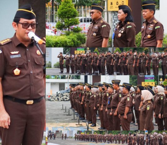Asisten Pidana Khusus Kejaksaan Tinggi Riau Penerima Apel Kerja Pagi