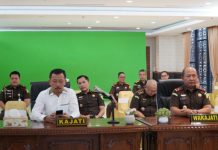 Kajati Riau Mengikuti Kegiatan Sosialisasi Jurnal Ilmiah Kejaksaan The Prosecutor Law Review Secara Virtual