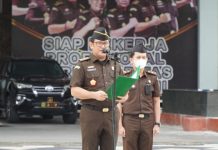 ASPIDSUS Kejaksaan Tinggi Riau Penerima Apel Kerja Pagi