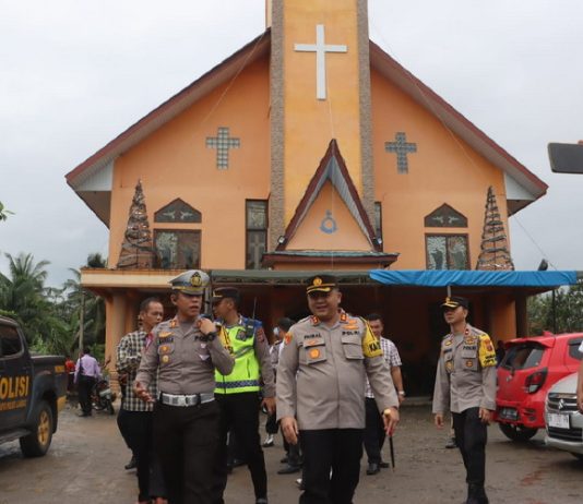 Amankan Perayaan Ibadah Natal tahun 2023, Kapolres Langkat Tinjau Beberapa Gereja