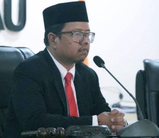Jelang Pilkada : Bawaslu Riau Lakukan Evaluasi dan Rekrutmen Panwascam