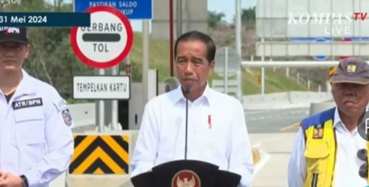 Presiden Ir.Joko Widodo Resmikan Tol Pekanbaru-Sumbar Ruas Bangkinang, XIII Koto Kampar