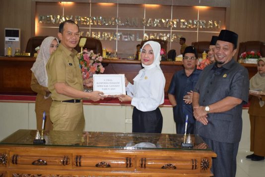DPRD Langkat Gelar Rapat Paripurna Dengan Agenda Penjelasan Enam Ranperda Langkat