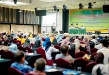 Plt Kadisdik Riau Secara Resmi Membuka Kegiatan Diseminasi Perencanaan Berbasis Data SMA, SMK dan SLB Negeri, Swasta se Riau Tahun 2024