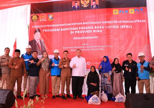 Pemerintah Realisasikan BPBL, Ribuan Warga Riau Akan Disambung Listrik PLN Gratis