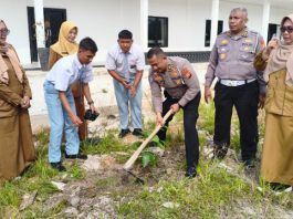 Ditlantas Polda Riau Edukasi Siswa SMKN 6 Pekanbaru Tertib Lalu Lintas dan Cinta Lingkungan