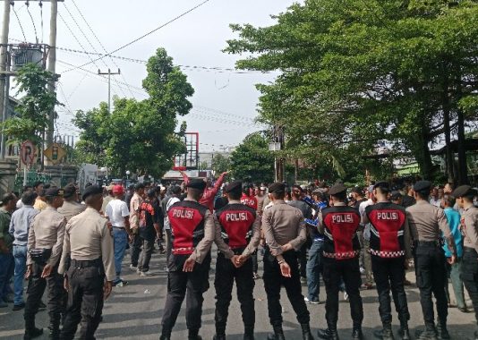 Hadirkan Plt Gubri SF Hariyanto, Sidang lanjutan Dugaan Korupsi Gubernur Riau Nonaktif AW Kembali Digelar