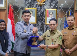 Kanwil Kemenkum Riau Audensi ke Disdik Riau Sosialisasikan Poltekpin